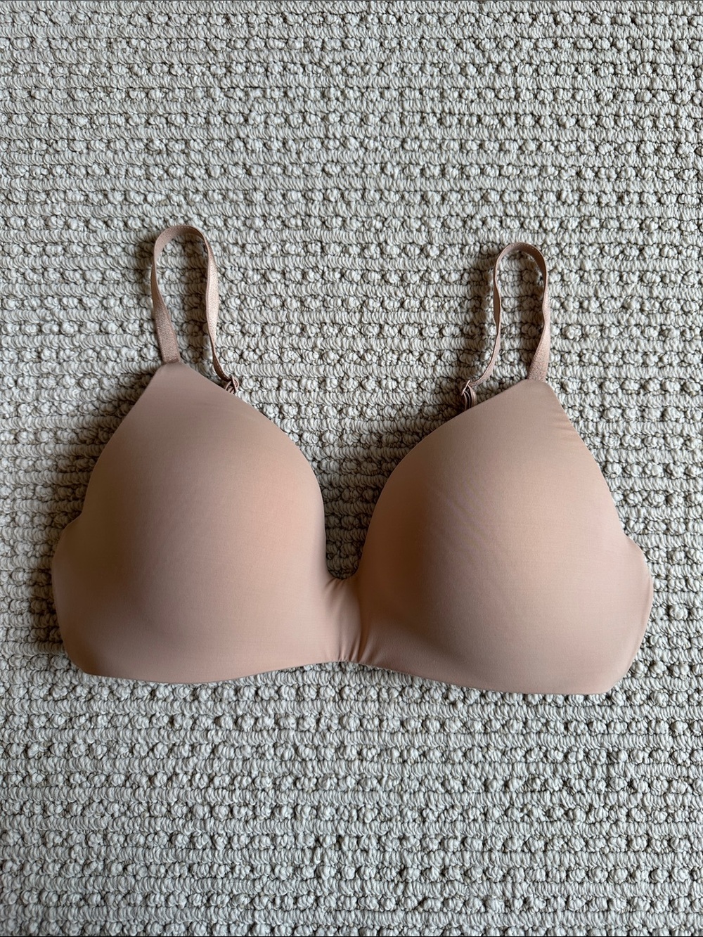 VS T-Shirt Lightly Lined Wireless Bra